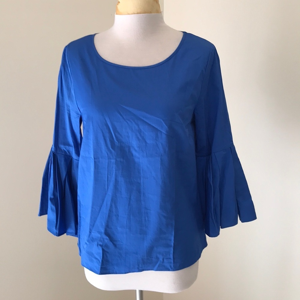 New! Jane and Delancey size S blue bell sleeve top